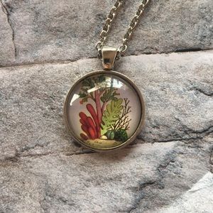 💍NWOTS Cactus Necklace